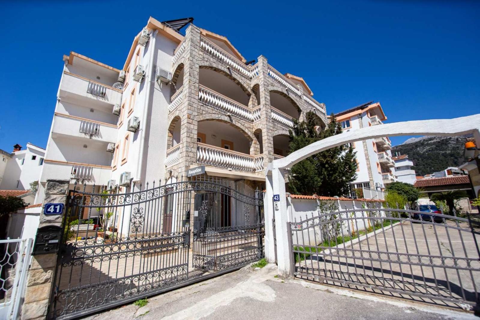 Ipera Apartment Budva Exterior foto